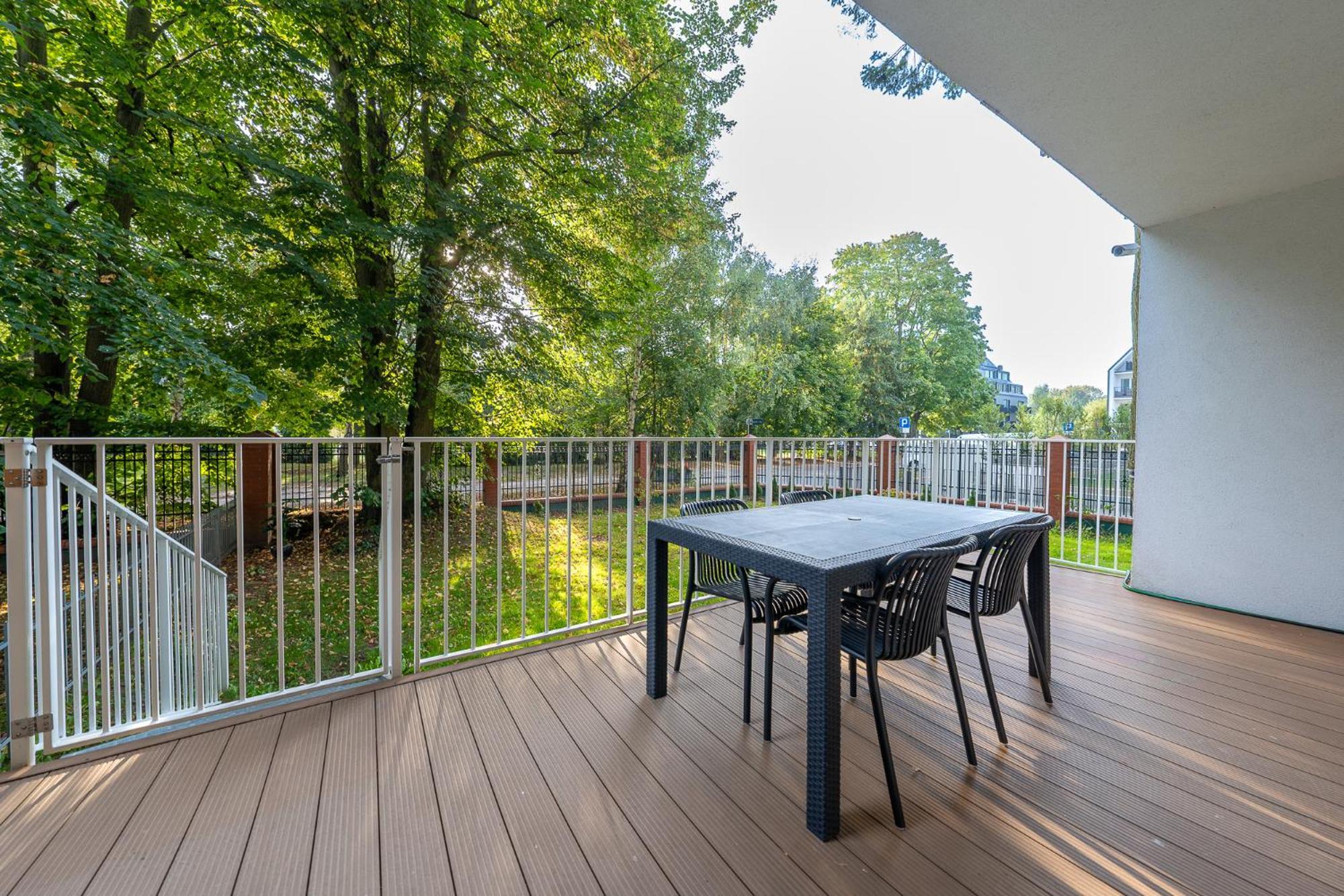 Apartamentyprzymorzu 010 Z Basenem Tarasem I Ogrodkiem Kołobrzeg Extérieur photo